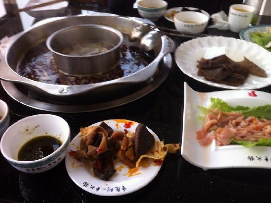 Chongqing Liuyishou Hot Pot